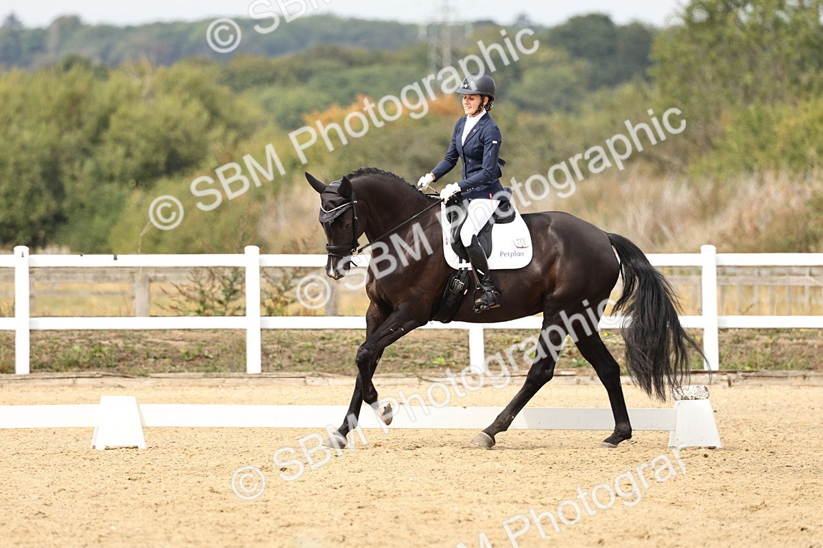 SBM_013147 - Class 3 - Novice 4 - 11.43-12.25