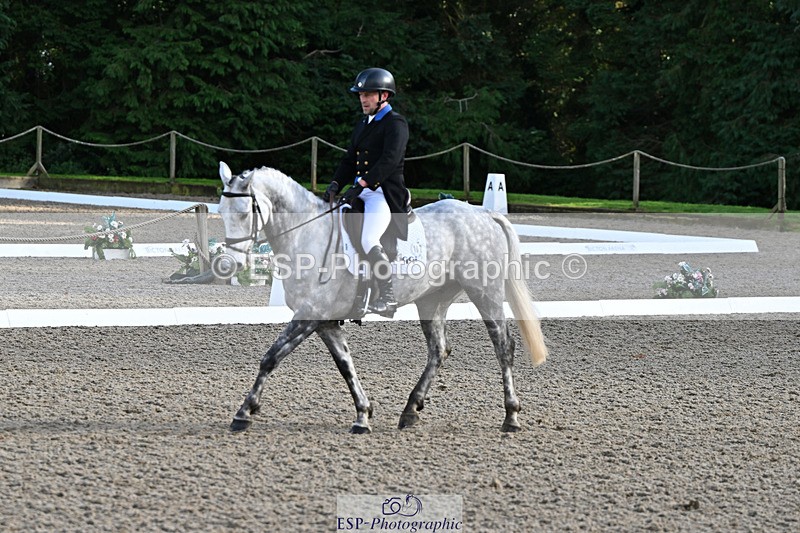 241023-150245-00462 - 107-Simon.Grieve-BEST.ESCAPADE