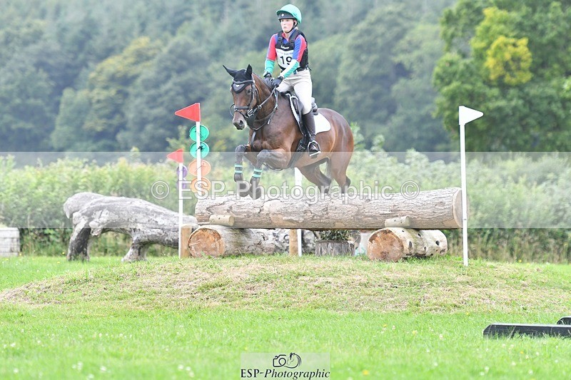 240803-121205-03495 - 019-Maisie_Randle-VILLANELLE