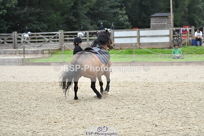 230820-124158-00670 - 70cm - Round 2