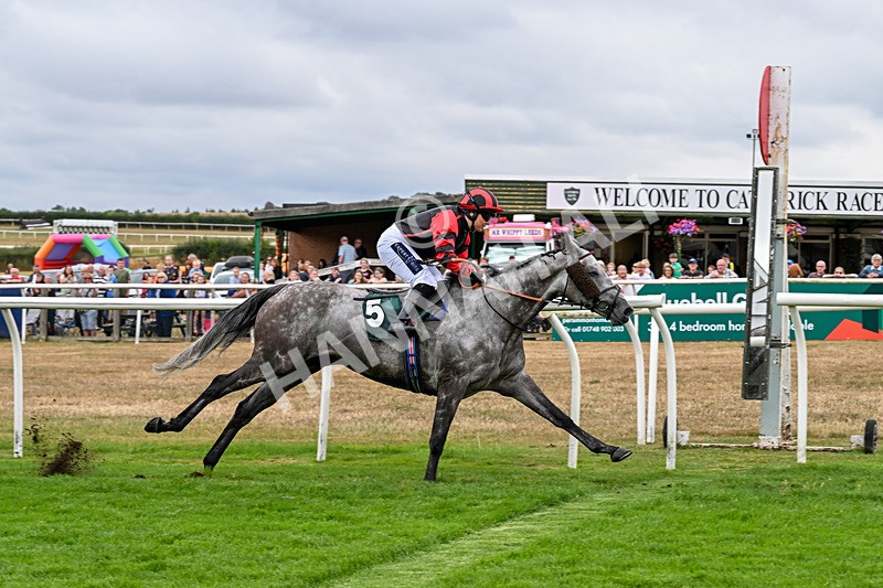 170826-Race 1-Stellarmasterpiece-8856 - Race 1 14.15pm Download The Raceday Ready App Amateur Jockeys' Handicap