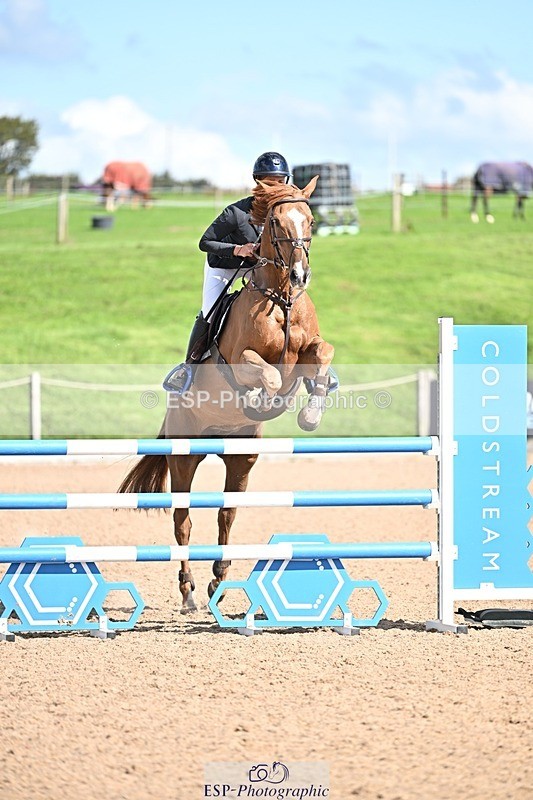 250924-130311-00334 - Cls 4 Newcomers and 1.10m Open