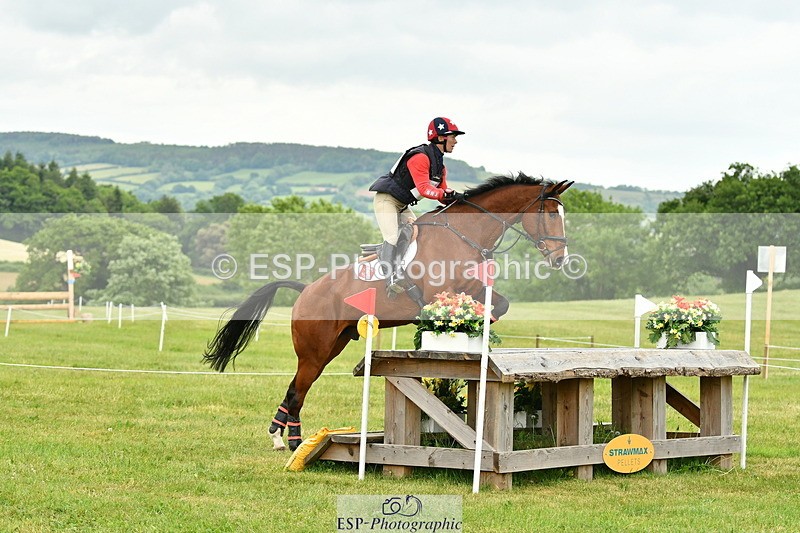 250524A-164039-14818 - C-272-Louisa.Lockwood-KILCANNON.OREO