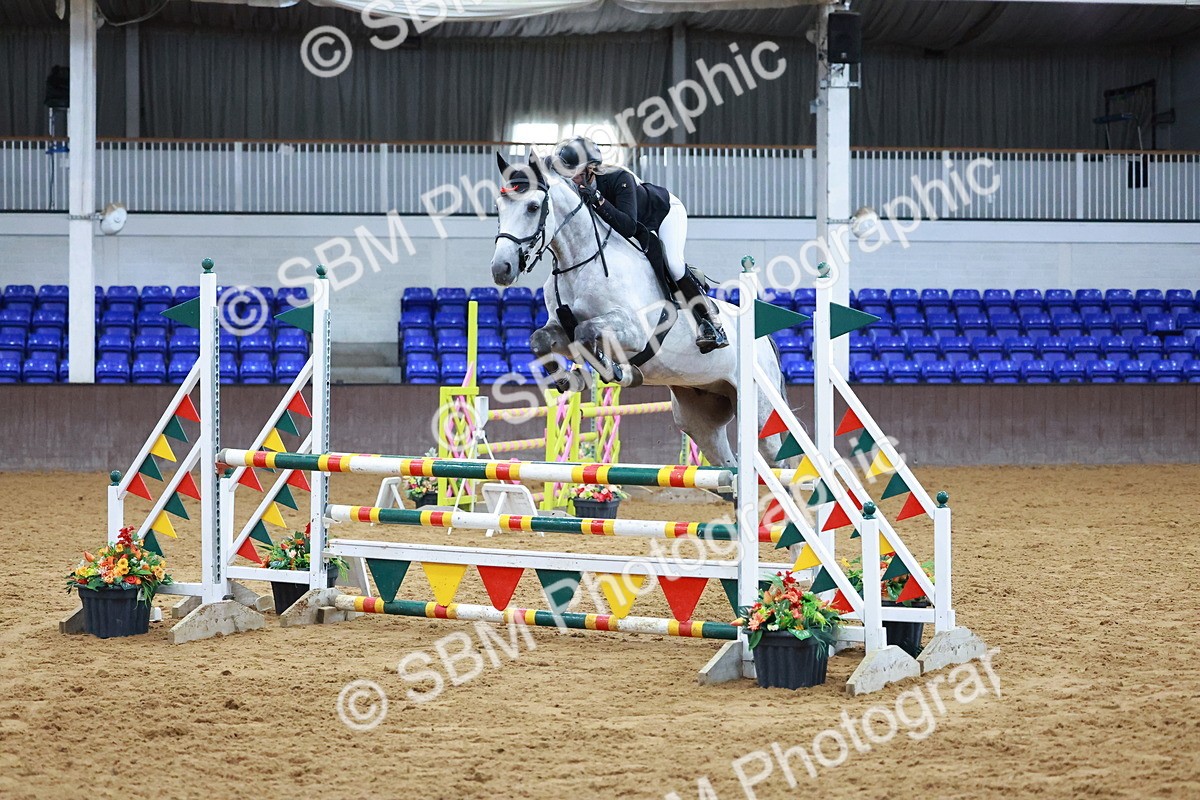 SBM_001384 - Class 4 - Senior Newcomers - 1.10m