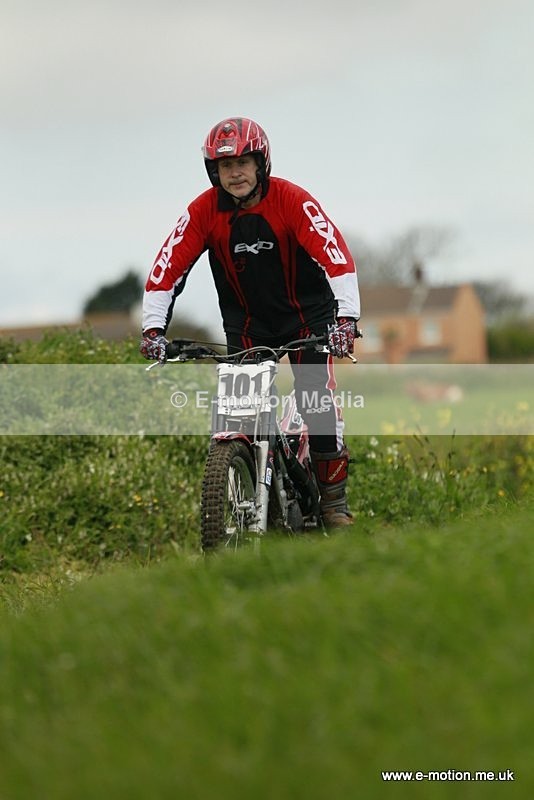 TR 060512-016 - Petit Bot - 06/05/12