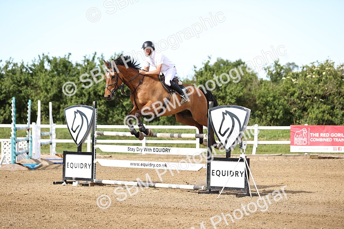 SBM_002932 - Class 5 - Senior Foxhunter - 1.20m