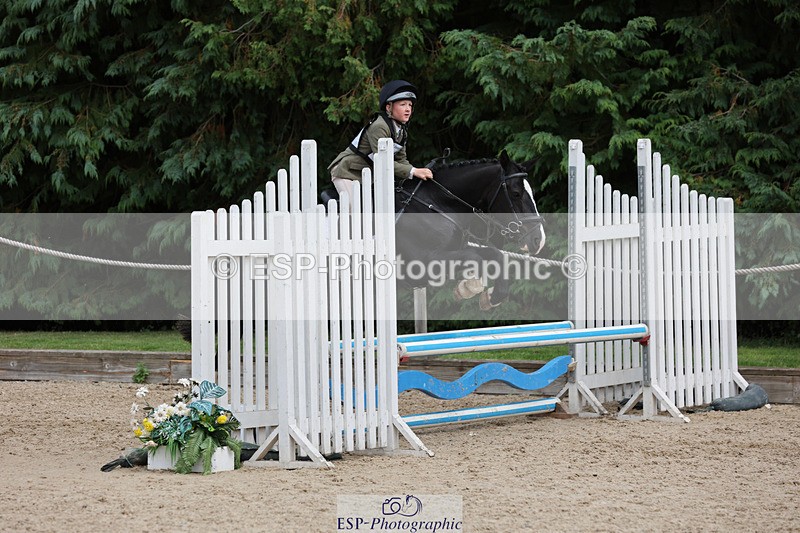 240823X-140430-18168 - 70cm R1 13.45 to 15.30