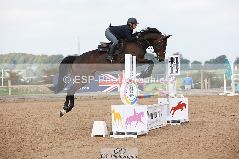 230915A-113636-01809 - Cls 2 Snr Foxhunter