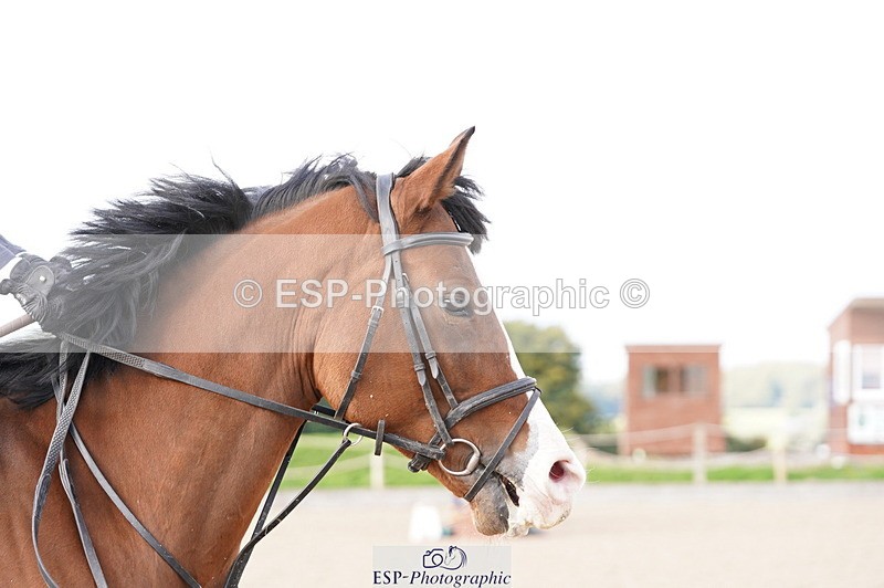 241004A-115726-00375 - Fri 02 Snr 1.05m Open