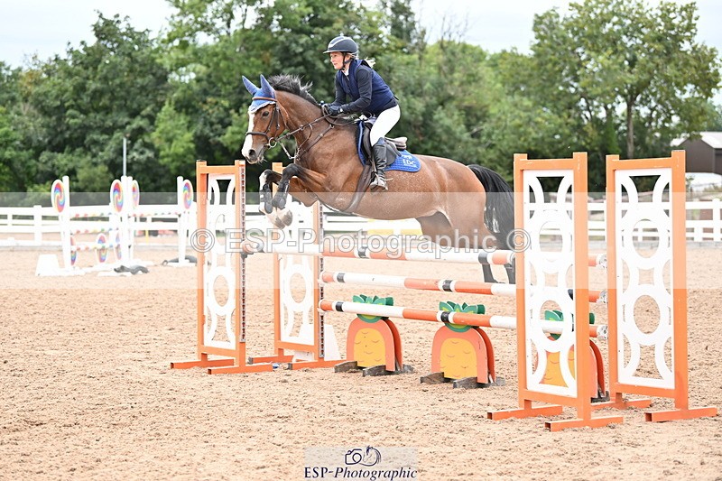 250820B-132220-00774 - Cls 4 Newcomers and 1.10m Open