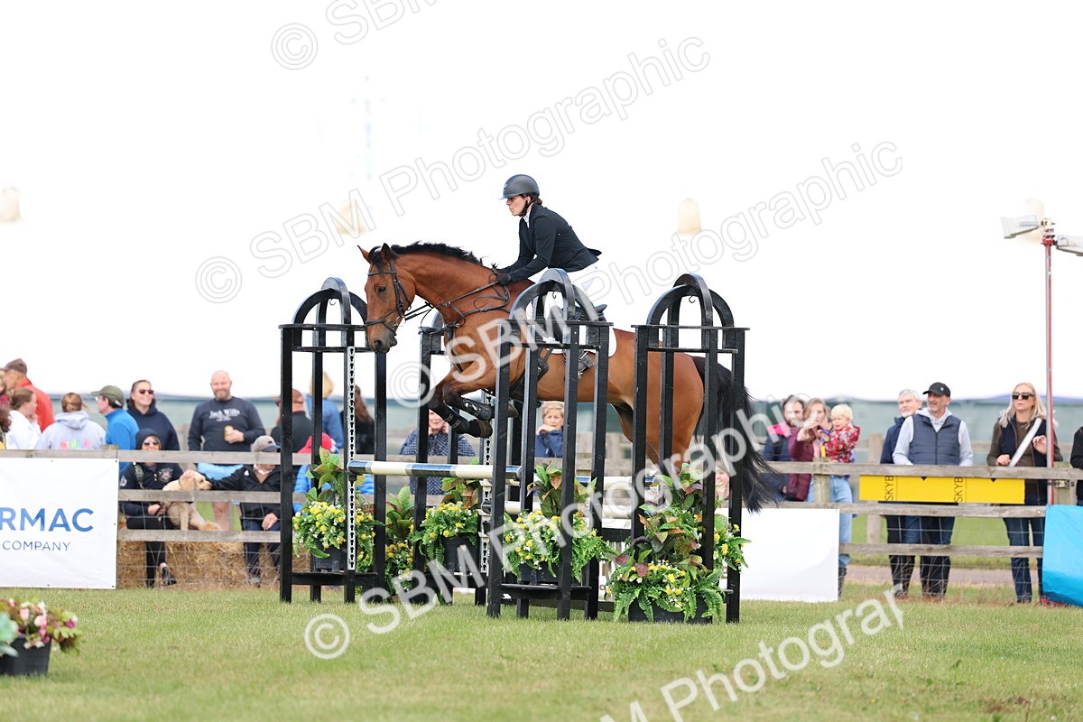 SBM_13475 - Class 206 - Senior Newcomers - 1.10m Open