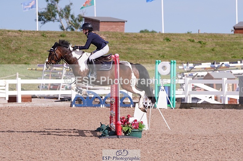 250629-174524-13293 - Cls 33 Stepping Stones 128cm and 138cm