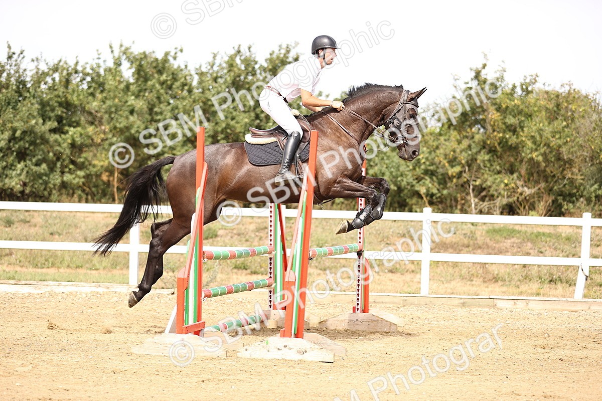 SBM_001105 - Class 4 - Senior Discovery - 1.00m Open