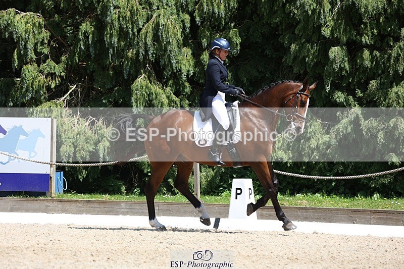 230526-134715-06393 - 368-COIRBAN_SARCO_DELUX-Rebecca_Gibbs-WEDTrotUp+DR