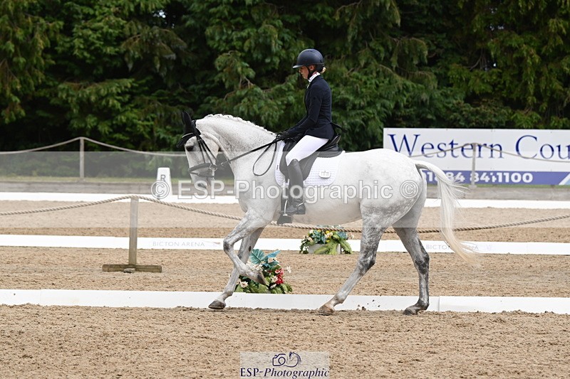 250720A-150352-12113 - 103-Olivia.Van.Grudgings-Pencarder.Cry.for.the.Moon