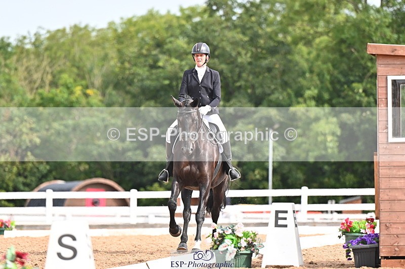 240817A-101031-07670 - 142-Elaine.Cleverdon-Pagante