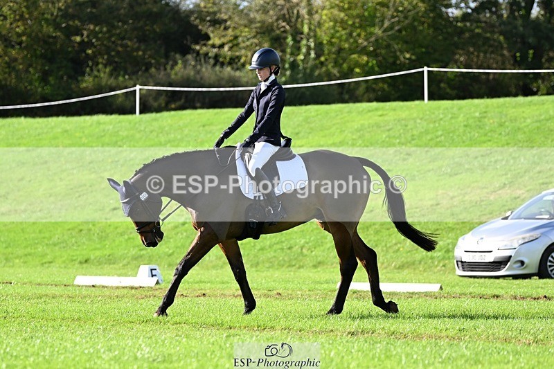 241025-113445-07165 - 548-Fenella.Redvers-DANCING.PADDE