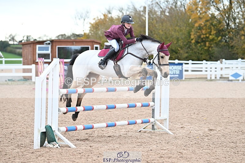 231119A-113332-05438 - Sun Cls 5 Newcomers & 1m Open