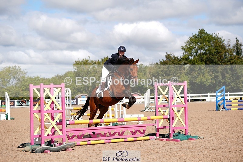 250921-114034-02757 - Cls 21+22 Club and Schools 70cm