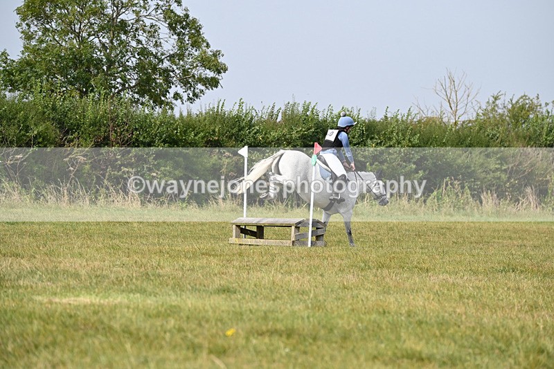 WJ6_2147 - 60cm XC Time 13:54 to 14:20
