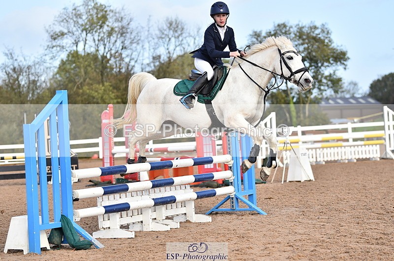 231028A-111232-00730 - Cls 2 British Novice & 80cm Open