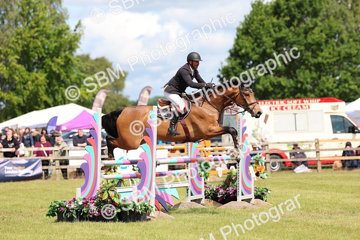 SBM_13632 - Class 206 - Senior Newcomers - 1.10m Open