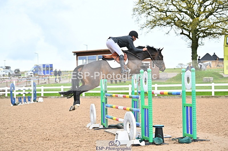 240501A-143327-01076 - Cls 8 Snr Foxhunter and 1.20m Open