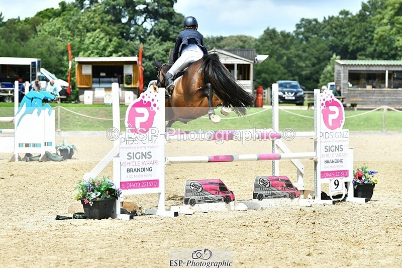 230715-134625-33437 - Cls 90 Newcomers & 1.10m Open Amateur Final