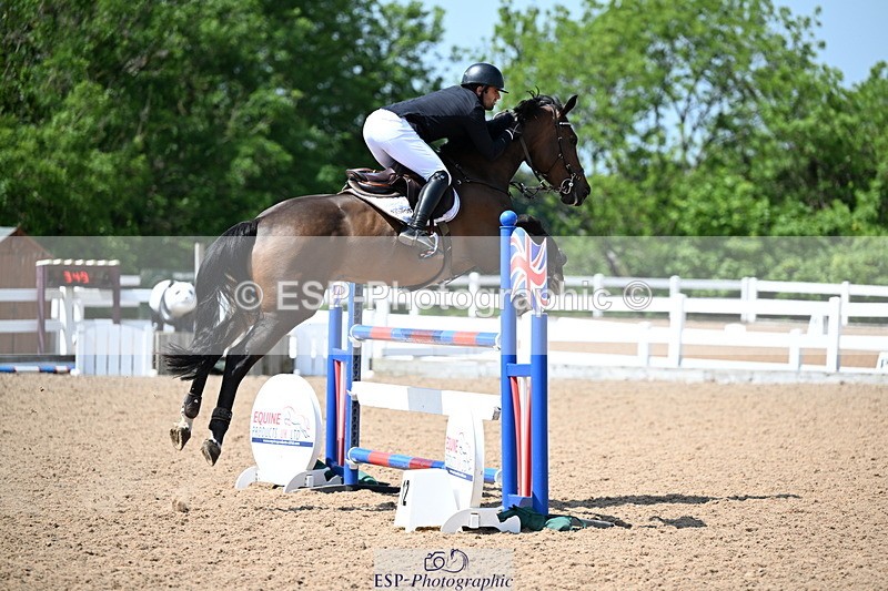 240605A-145116-00807 - Cls 4 Newcomers and 1.10m Open