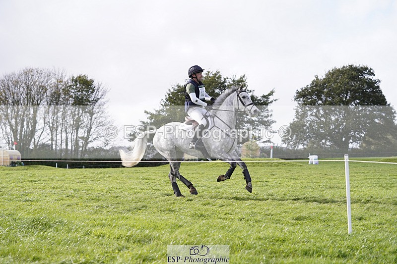 241025-130320-08410 - 107-Simon.Grieve-BEST.ESCAPADE