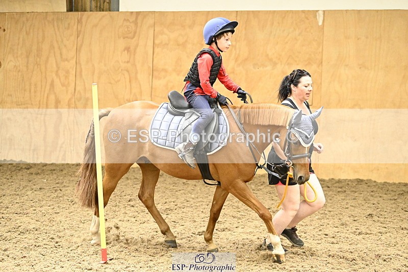 240728B-143012-00579 - Theo and Gemma's Groups Indoor