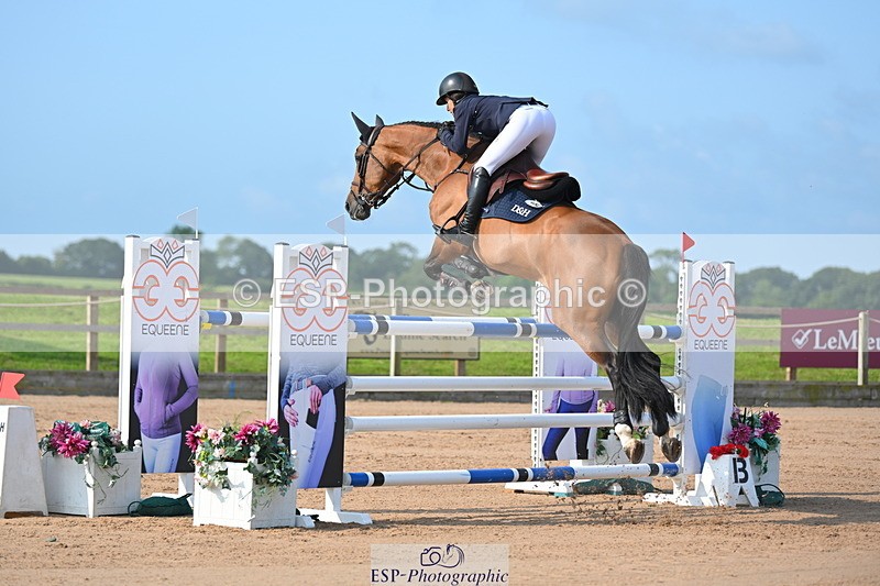 230721A-091232-04893 - Cls 2, 2 Star Small 1.30m