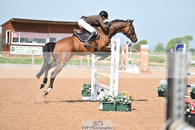 240510A-104955-05117 - Cls 21 Snr 1.20m Open