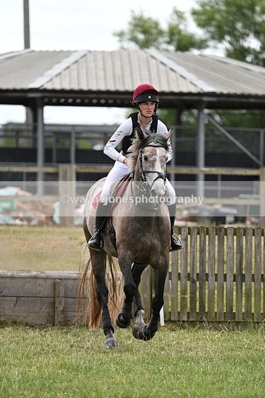 WJ7_5339 - 60cm XC Time 10:17 to 10:49