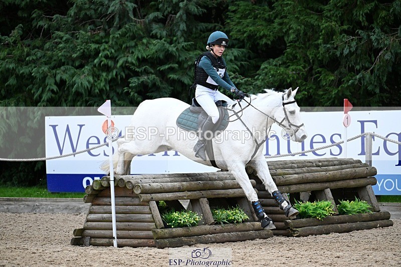 241116-134604-01701 - Cls 3 90-95cm