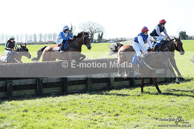 PtP 210326 86 - VWH Cirencester Races 21/03/26