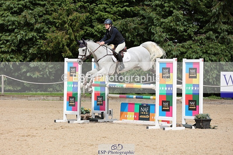 240711-155850-29220 - Cls 124 Foxhunter