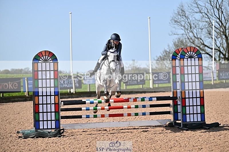 260408-104109-00210 - Cls 2 British Novice and 90cm