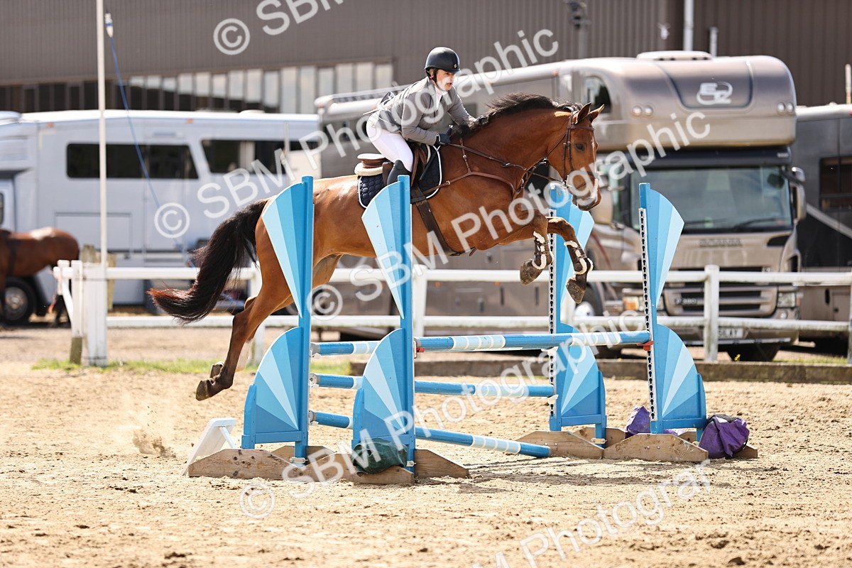 SBM_002052 - Class 9 - Senior British Novice - 90cm