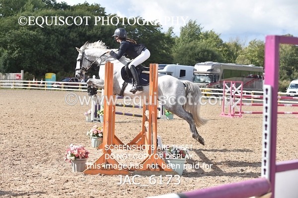 JAC_6173 - CLASS 7 SAT Blue Chip Pony Newcomers/ 1m Open