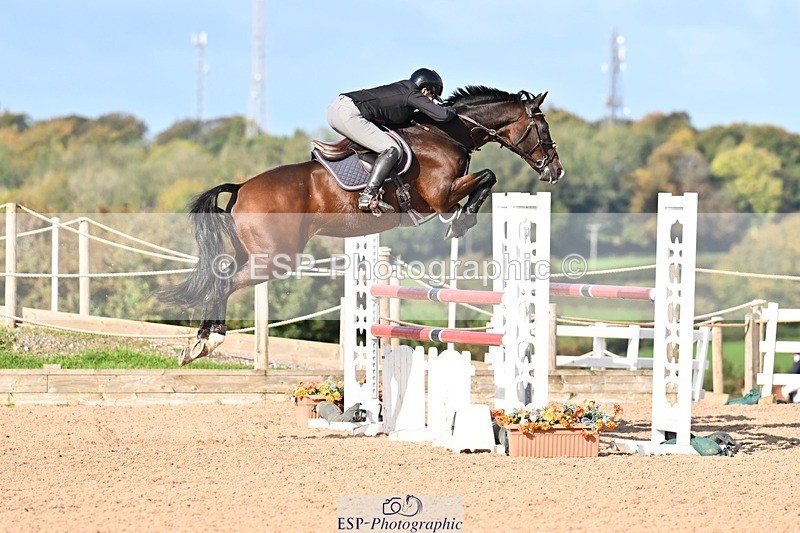 251005-104121-02829 - Cls 15 Foxhunter and 1.20m
