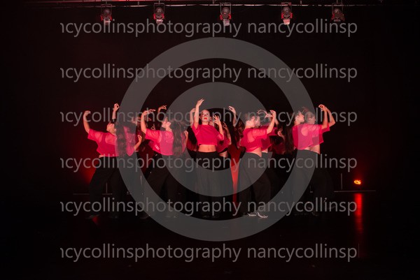 00942 - Nicki Minaj Medley