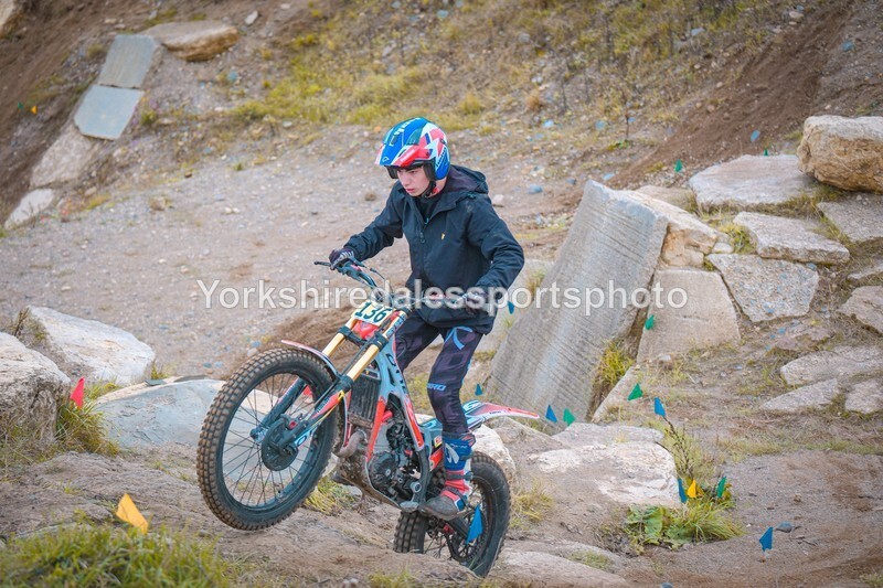 DSCF1992 - Ripon MC Summer series Main - 27/09