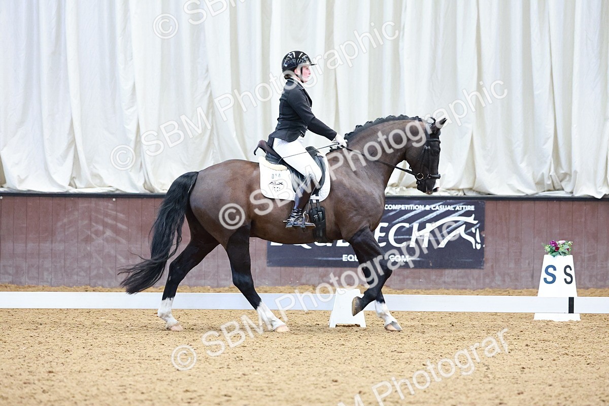 SBM_001280 - Class 18-15-16-22 - Elementary 5 Novice 5-Novice 6