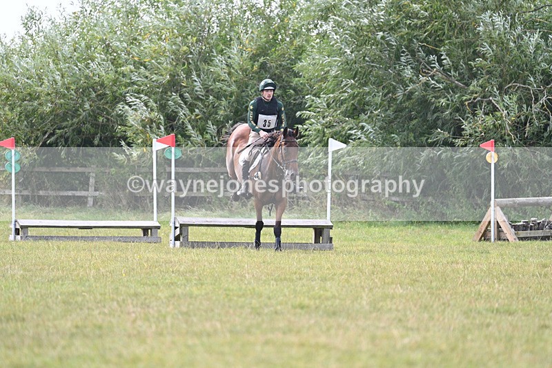 WJ7_7365 - 60cm XC Time 13:54 to 14:20