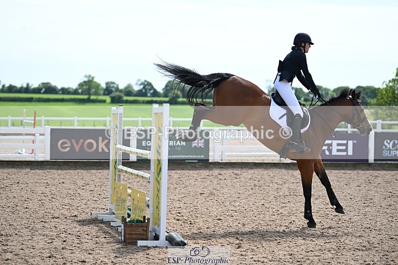 260507-135729-03742 - Cls 9 1.05m Amateur Qualifier