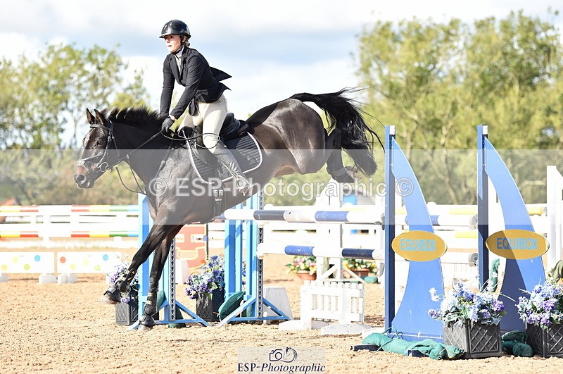 231014A-144238-05335 - Cls 15 1.05m Amateur Q 2nd R