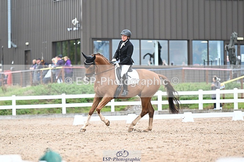 250907-141605-09223 - 007-Karen.DanceHevans.Sign.of.the.Times