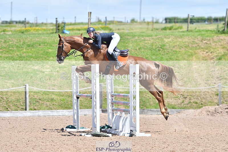 240609A-124136-05299 - Cls 18 Snr Newcomers and 1.10m Open