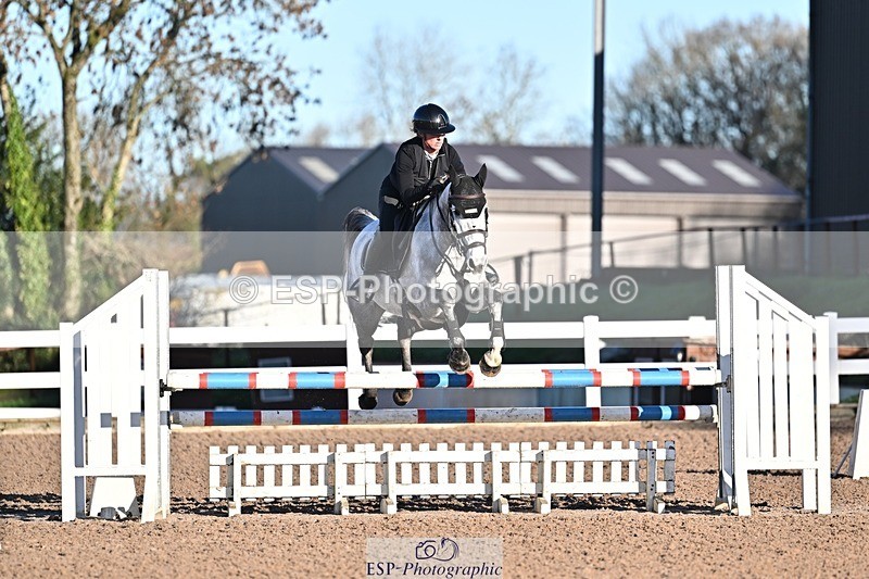 251203-102954-00147 - Cls 1 British Novice and 90cm Open